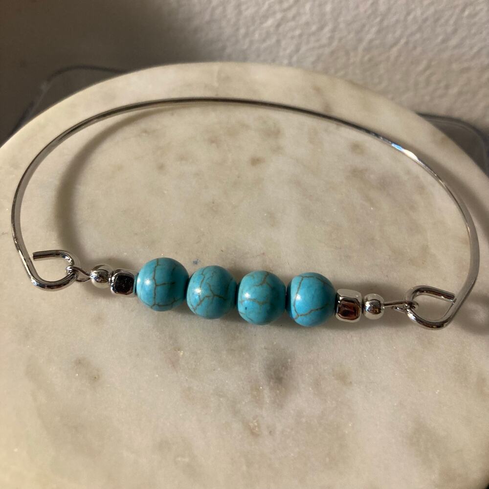 Bangle bracelet turquoise colored 4 beads